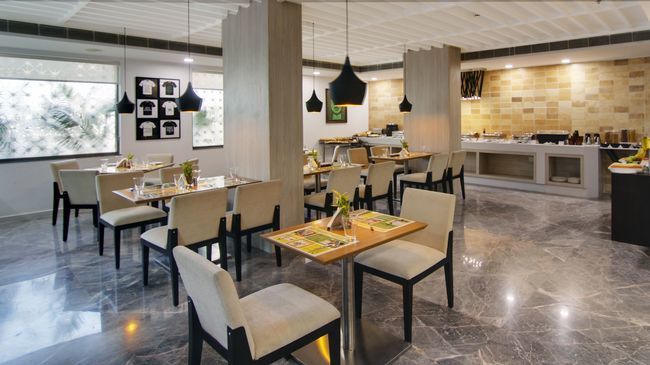 Lemon Tree Hotel, Banjara Hills, Hyderabad Restaurant bilde